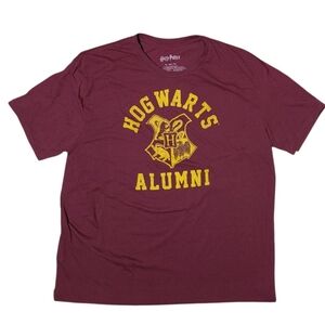 Harry Potter Men's Hogwarts Alumni Shirt